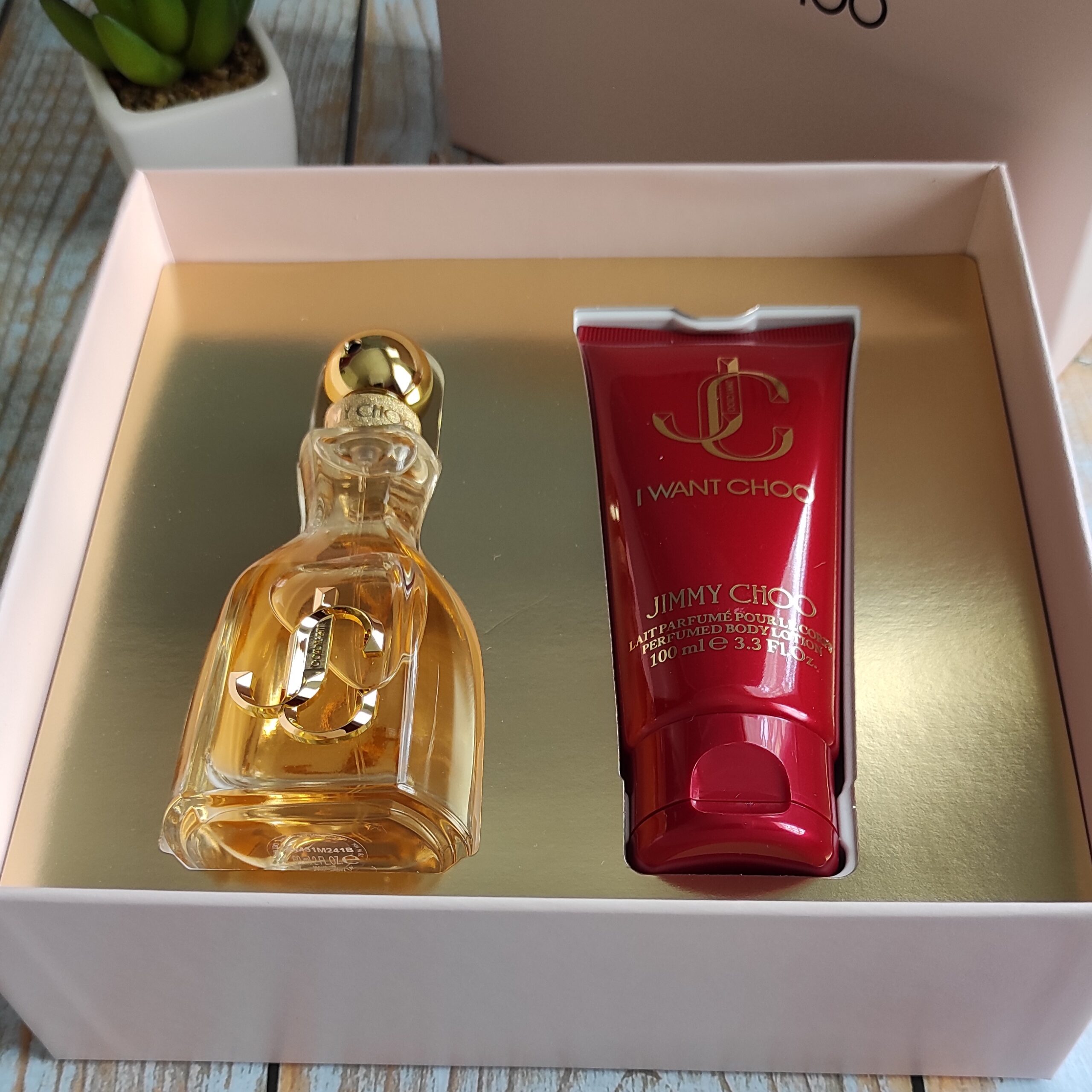 IMG_20251023_131235 Jimmy Choo I Want Choo Fragrance Gift Set For Women - Image 1